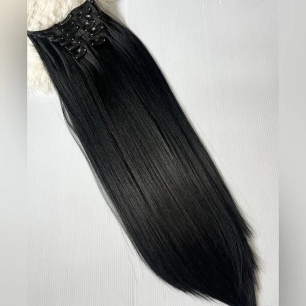 22 Inch Clip in Long Black Thick straight Hair Extensions - Picture 3 of 7